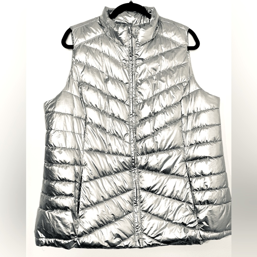 Livi ACTIVE Silver Metallic Puffer Best